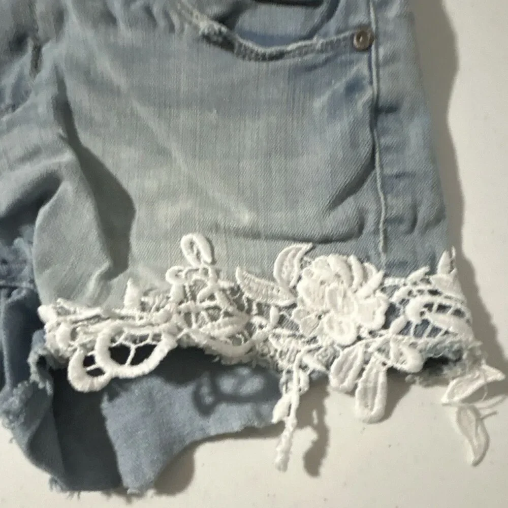 Mudd Girls Light Wash Blue Denim Cut-Off Shorts: Size 12 Stretch Lace Pockets